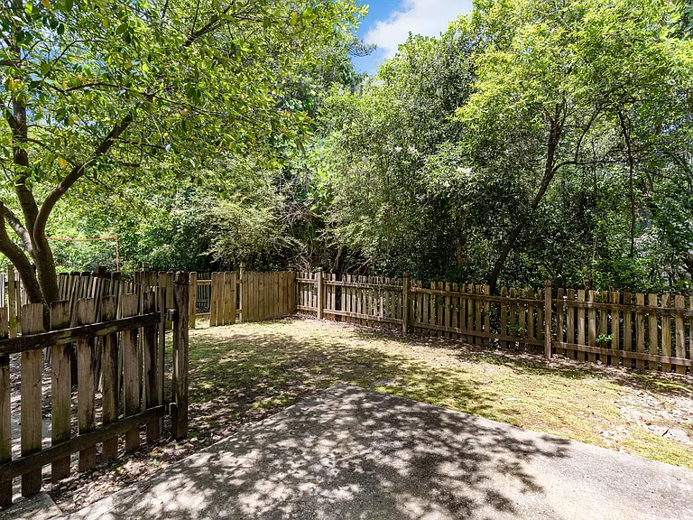 3212 Westbrook Dr #100 — Photo 32