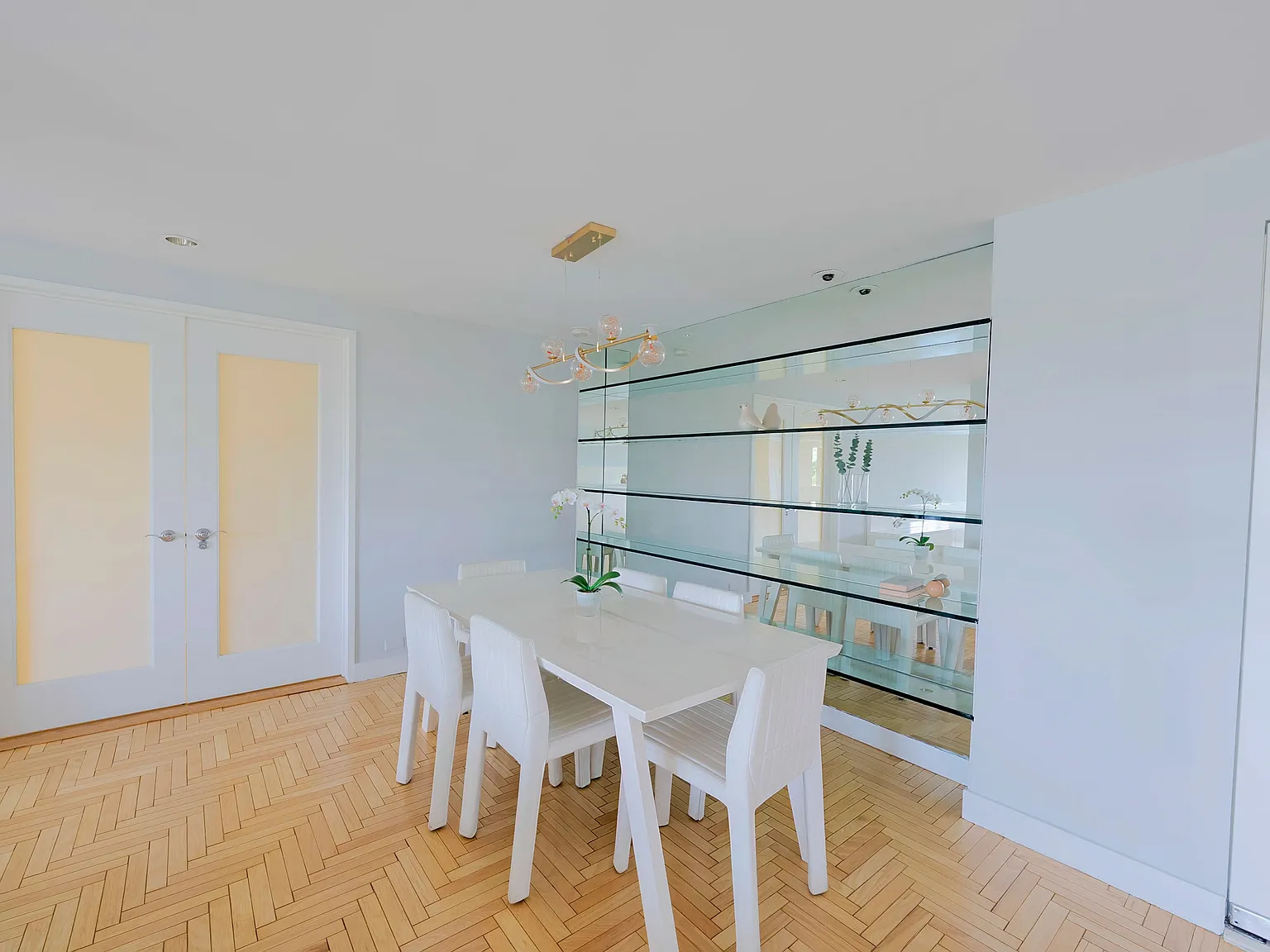 106 Central Park South — Photo 4