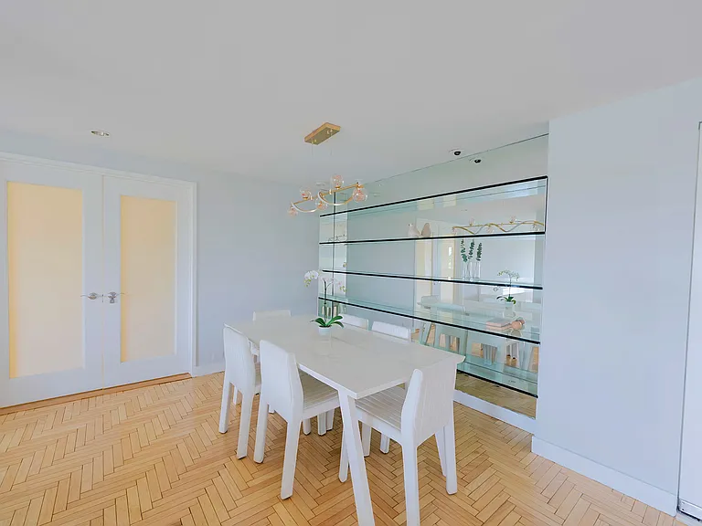 106 Central Park S #8A — Photo 5