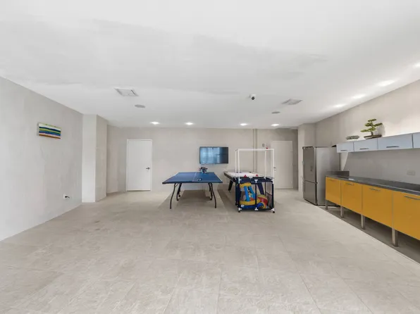 186 Flagg Place image 39 of 45