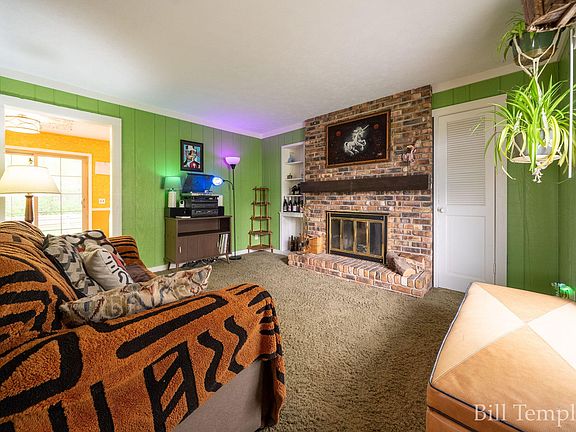 5th image of 2639 Colton Ave SE