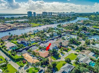 11374 Avery Rd, Palm Beach Gardens, FL 33410