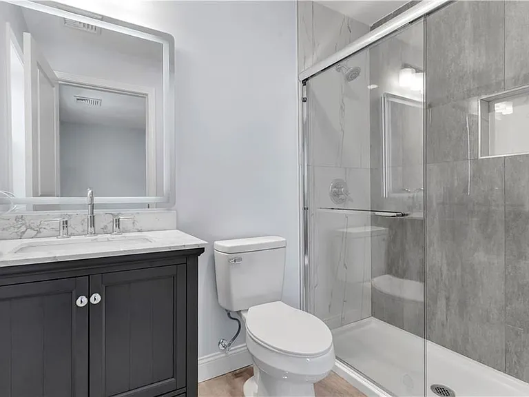 10 Anthony Ave #2 — Photo 23