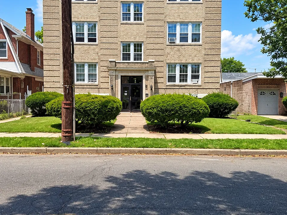 1025 Greenwood Ave #C2