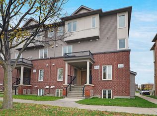 270 Espin Hts, Ottawa, ON K2J 0Y8