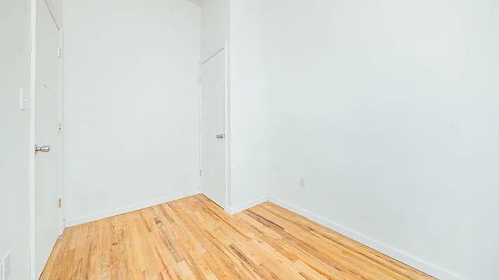 Rented by Nooklyn NYC LLC | media 3