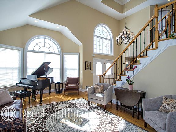4th image of 87 Sweetgum Ln