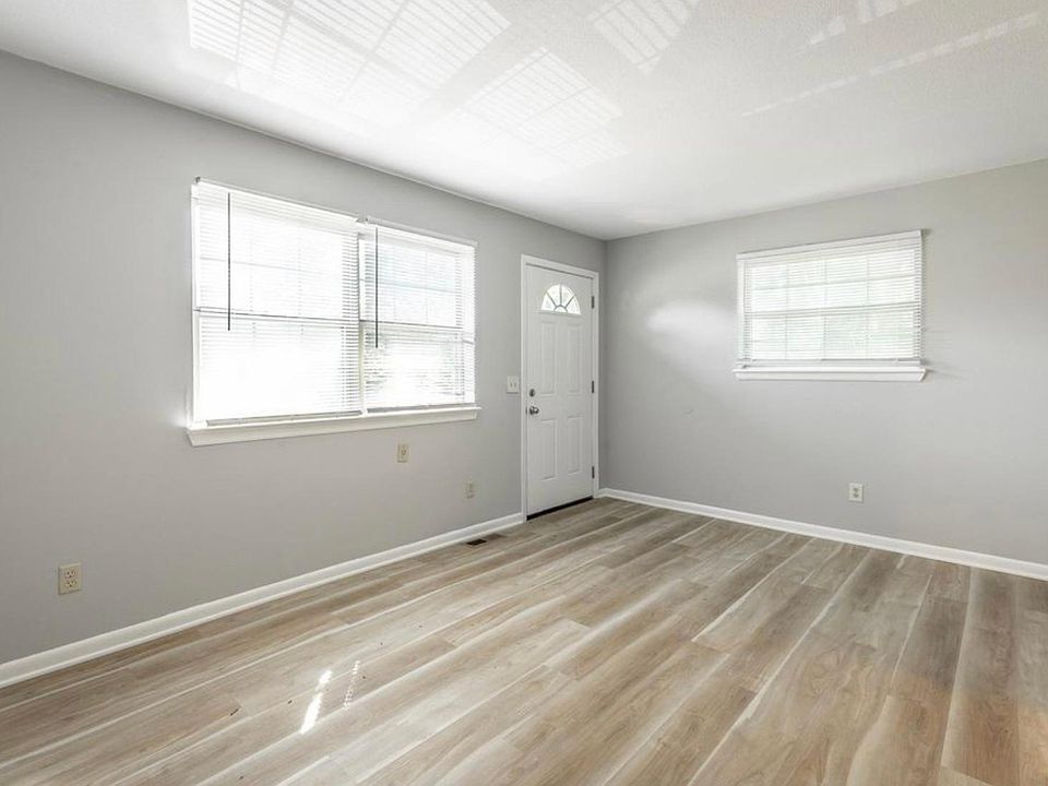 1st image of 203 Chestnut St #201