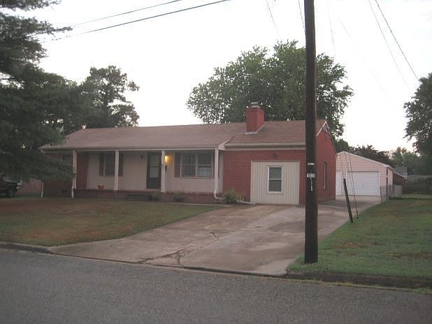 1st image of 341 Helena Dr