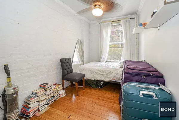 Rented by Bond New York | media 22