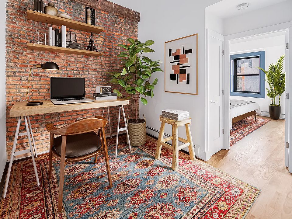 1st image of 394 Quincy St #3F