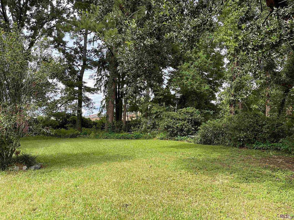 2nd image of 81 Baylor Dr