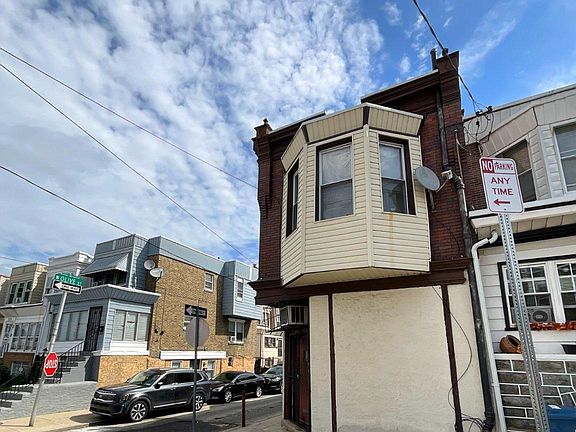 3rd image of 719 N 49th St