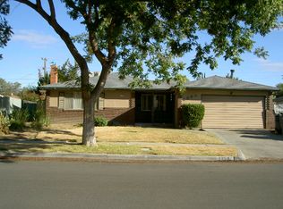 1354 N Fine Ave, Fresno, CA 93727