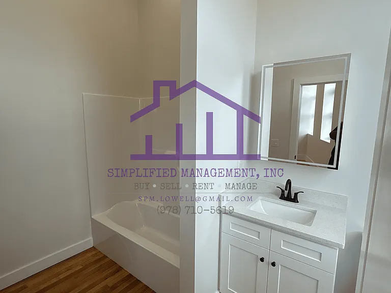 309 Central St #C — Photo 12