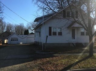 605 2nd St, Lyle, MN 55953