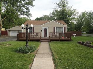936 Crescent Dr, Anderson, IN 46013