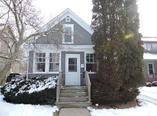 315 Blaine Ave, Racine, WI 53405