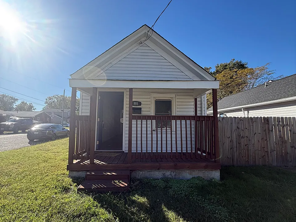 155 Woodland Rd