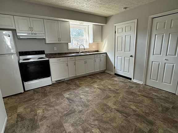 4th image of 1130 S 12th St Unit 1