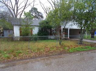 702 E San Jacinto Ave, Crockett, TX 75835