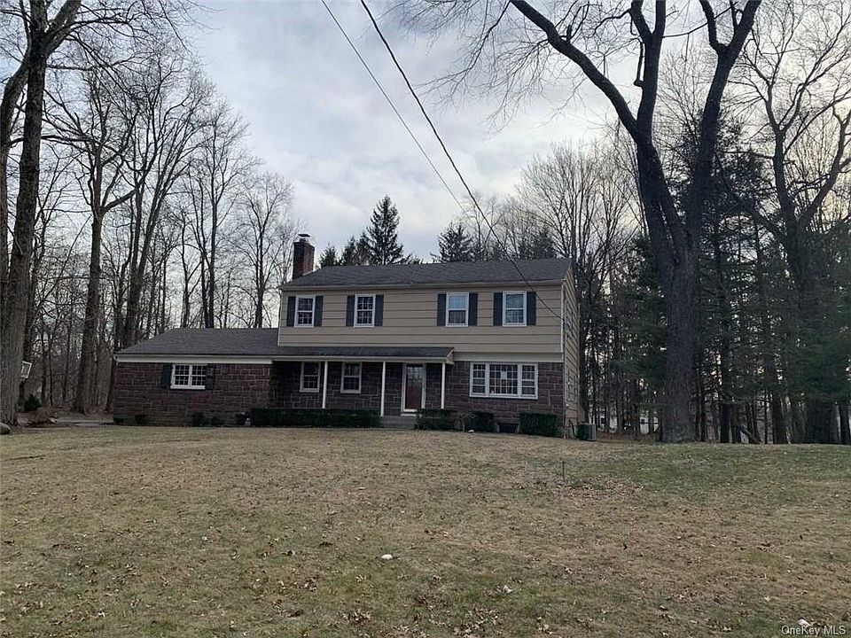 1st image of 18 Kevin Dr