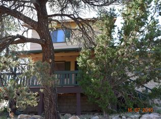 3344 Navajo Dr, Overgaard, AZ 85933