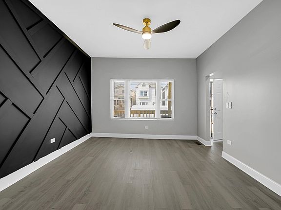 5th image of 6621 S Green St #1