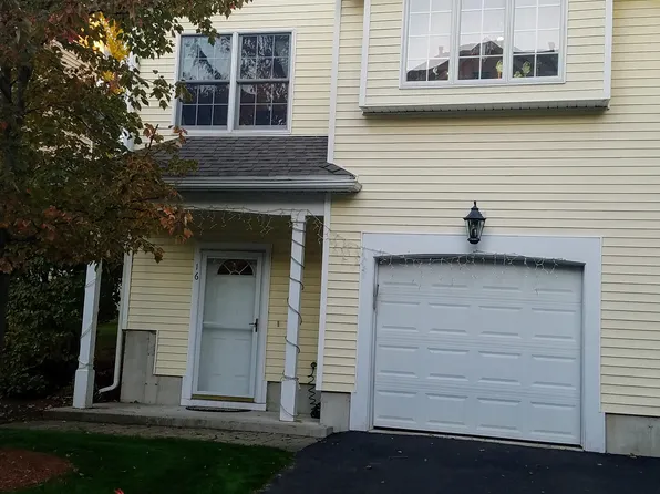 130 Turnpike Rd, Chelmsford, MA