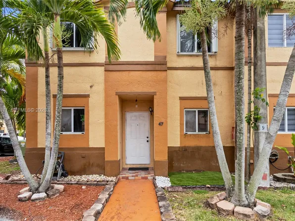 8374 SW 152nd Ave APT 47, Miami, FL 33193