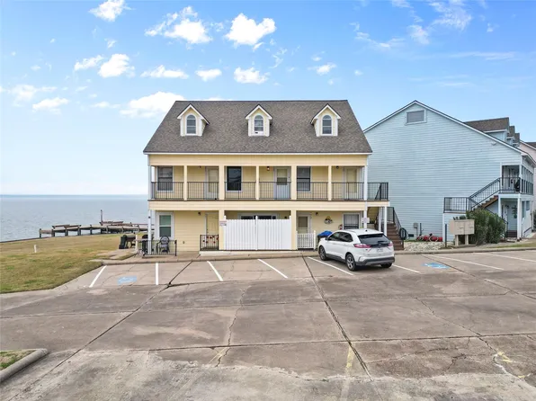 445 Carolcrest Lane #411, Livingston, TX 77351