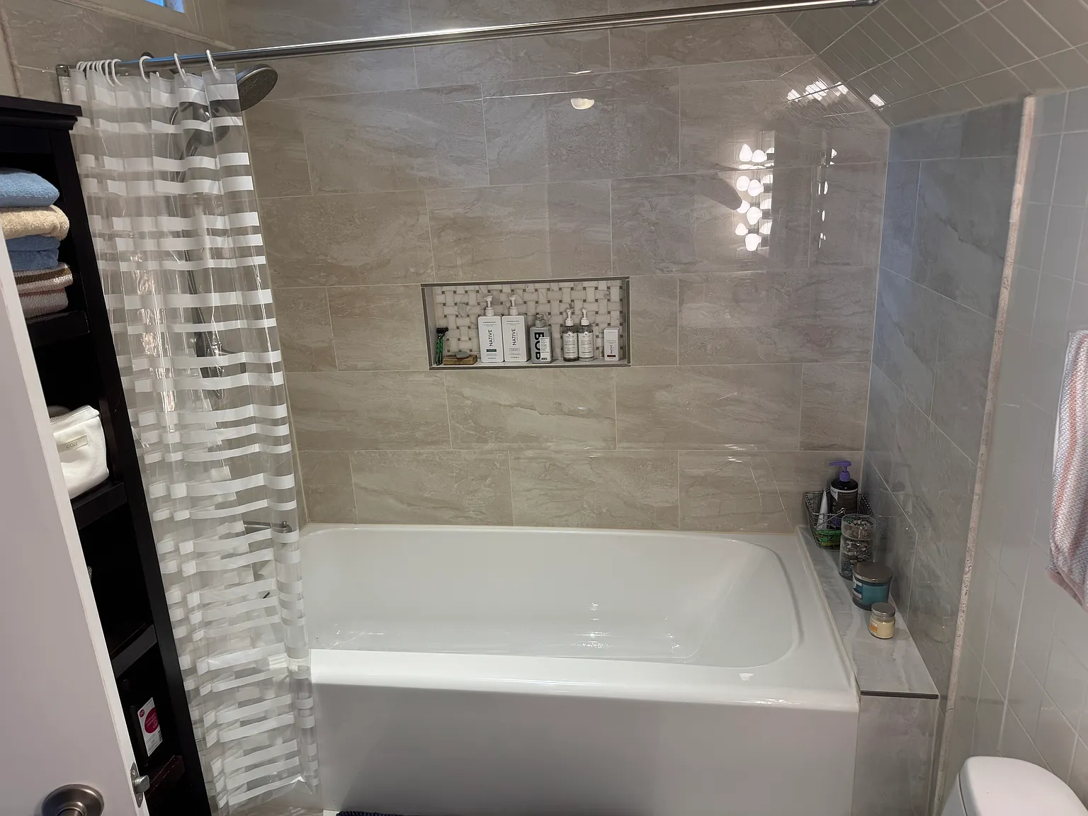 2 bed, 1100 sqft, $2,000 — Photo 2