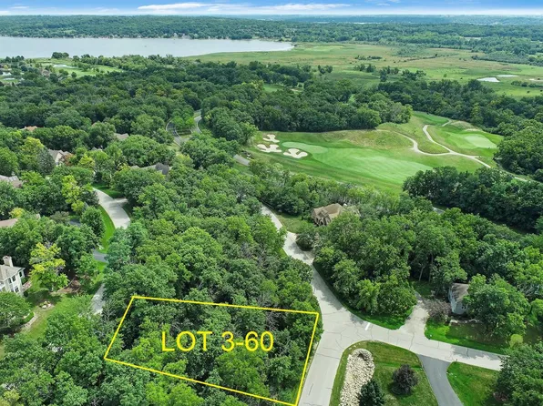 1063 ZURICH DRIVE #3-60, Lake Geneva, WI 53147