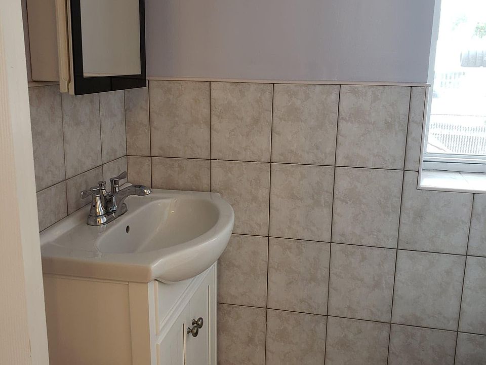 1st image of 1428 Hylan Blvd