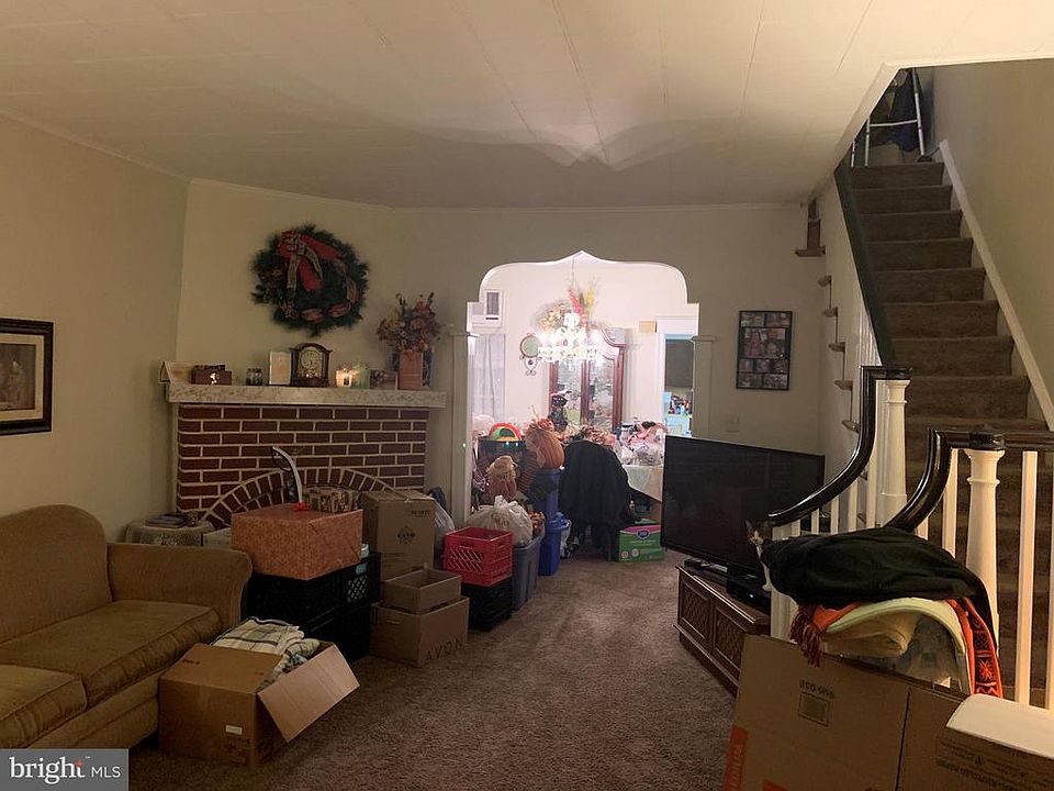 2nd image of 3550 Bleigh Ave