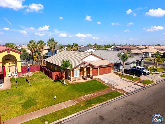 4th image of 3726 Clover Way