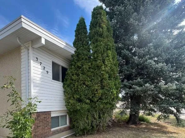 3729 20th Ave S, Lethbridge, AB T1K 4W4