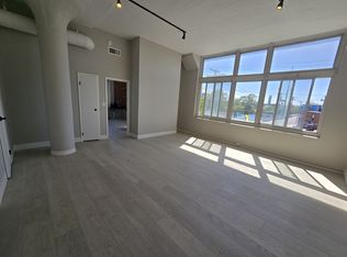 276 Chapel St #2F, New Haven, CT 06513