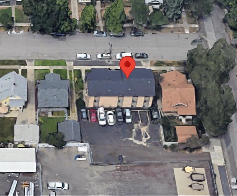 2nd image of 1036 E Desmet Ave