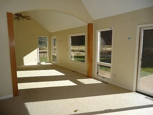 33384 Upper Bear Creek Rd — Photo 9