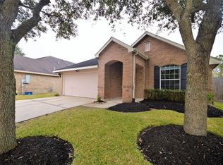 373 Livingstone Ln, League City, TX 77573