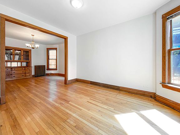 5th image of 3925 N Hamilton Ave #1F