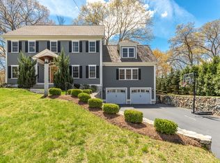 96 Van Norden Rd, Reading, MA 01867