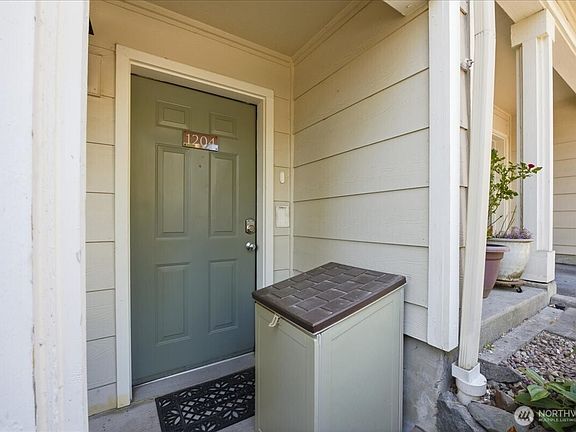 2nd image of 3116 164th Street SW #1204