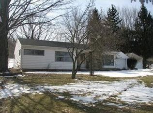 31167 Baseline Rd, Gobles, MI 49055