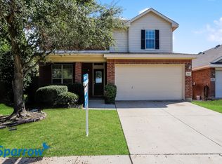 1001 Grimes Dr, Forney, TX 75126