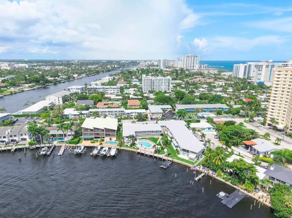 3216 SE 12th Street #10, Pompano Beach, FL 33062