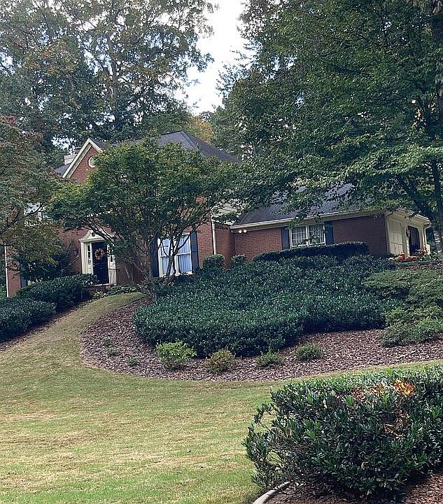 2nd image of 3692 Frederica Rd