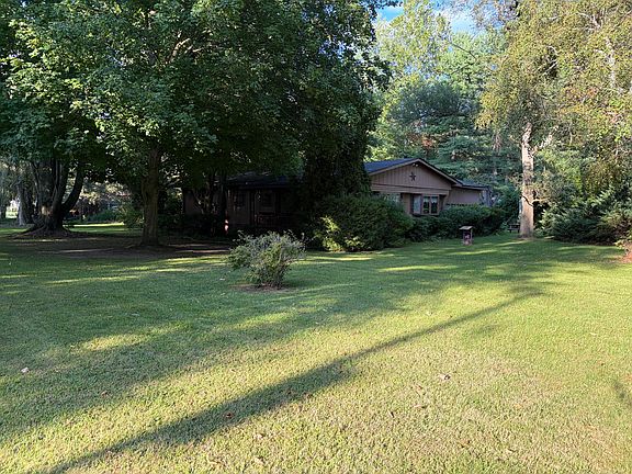 4th image of 8830 Zion Rd