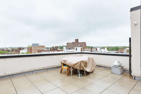 Rented by Nooklyn NYC LLC | media 19